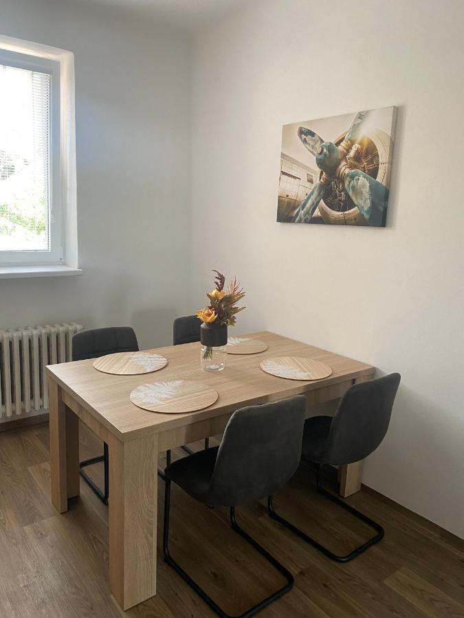 Cerna Ruze - Apartman 3 Plzeň Kültér fotó