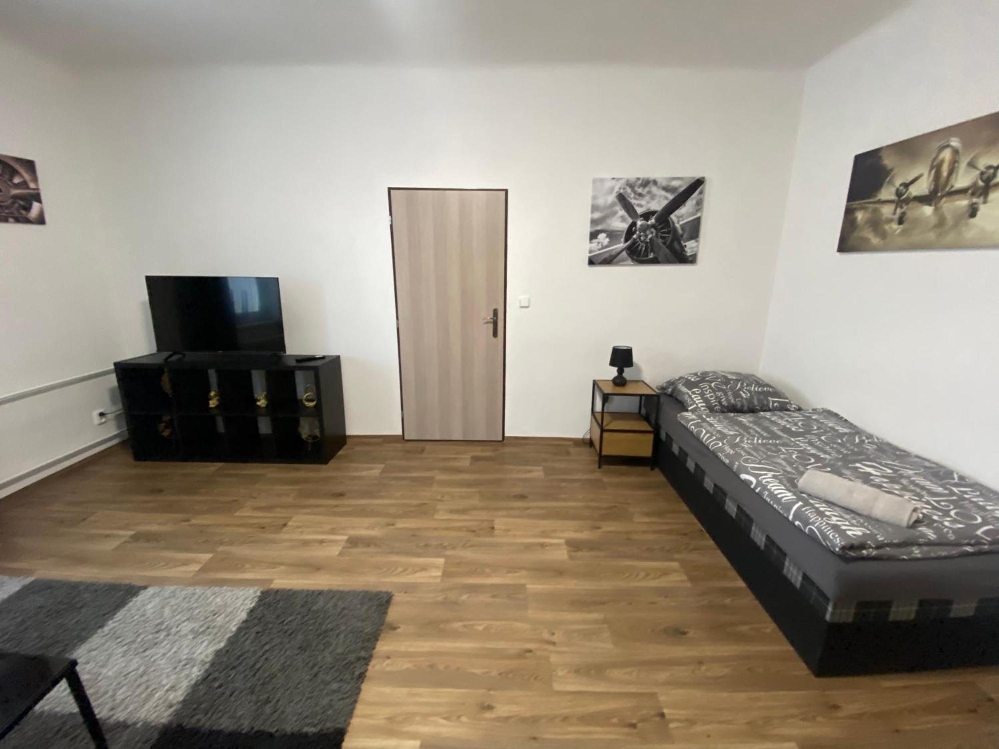 Cerna Ruze - Apartman 3 Plzeň Kültér fotó